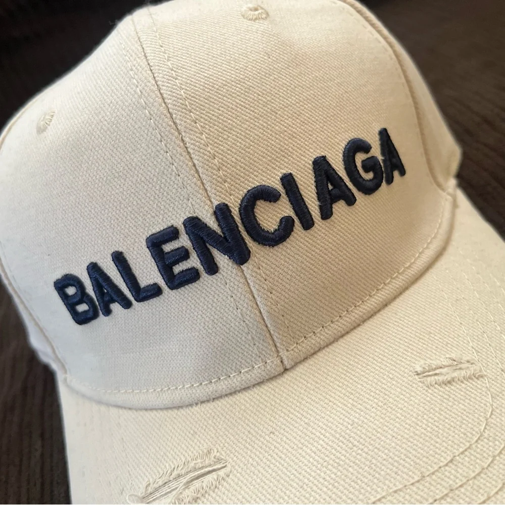 Balenciaga Classic Logo SnapBack Baseball Cap Hat - Picture 2 of 7